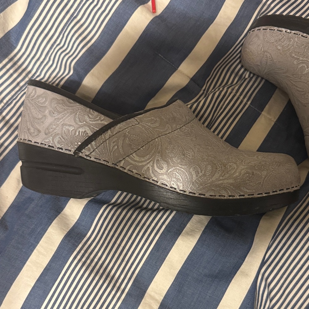 Sanita Silver Patterned Clogs - Picture 3 of 3